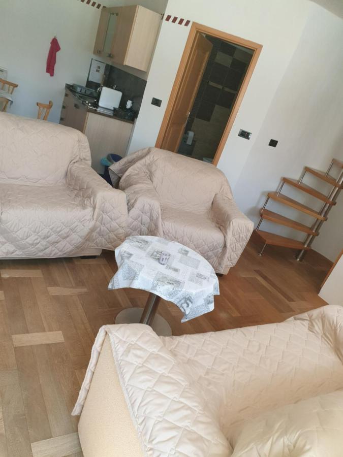 Smartno Apartmaji Sobe Josko Apartment Exterior photo